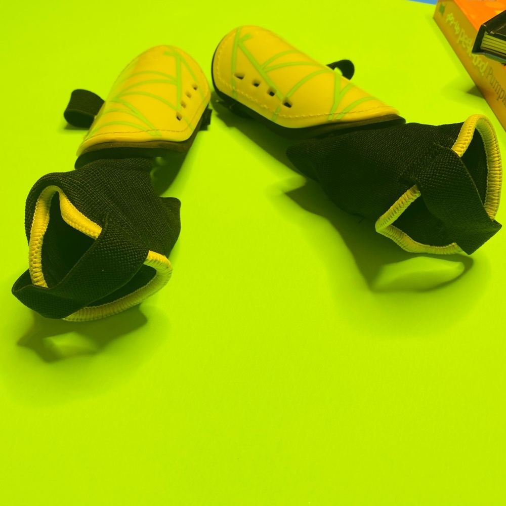 SG Shinguards ⚽️ - Picture 3 of 6